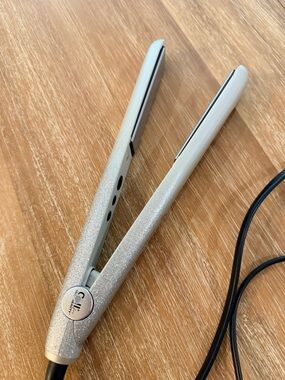 CHI Lava “Sparkler” (glitter) ceramic flat iron